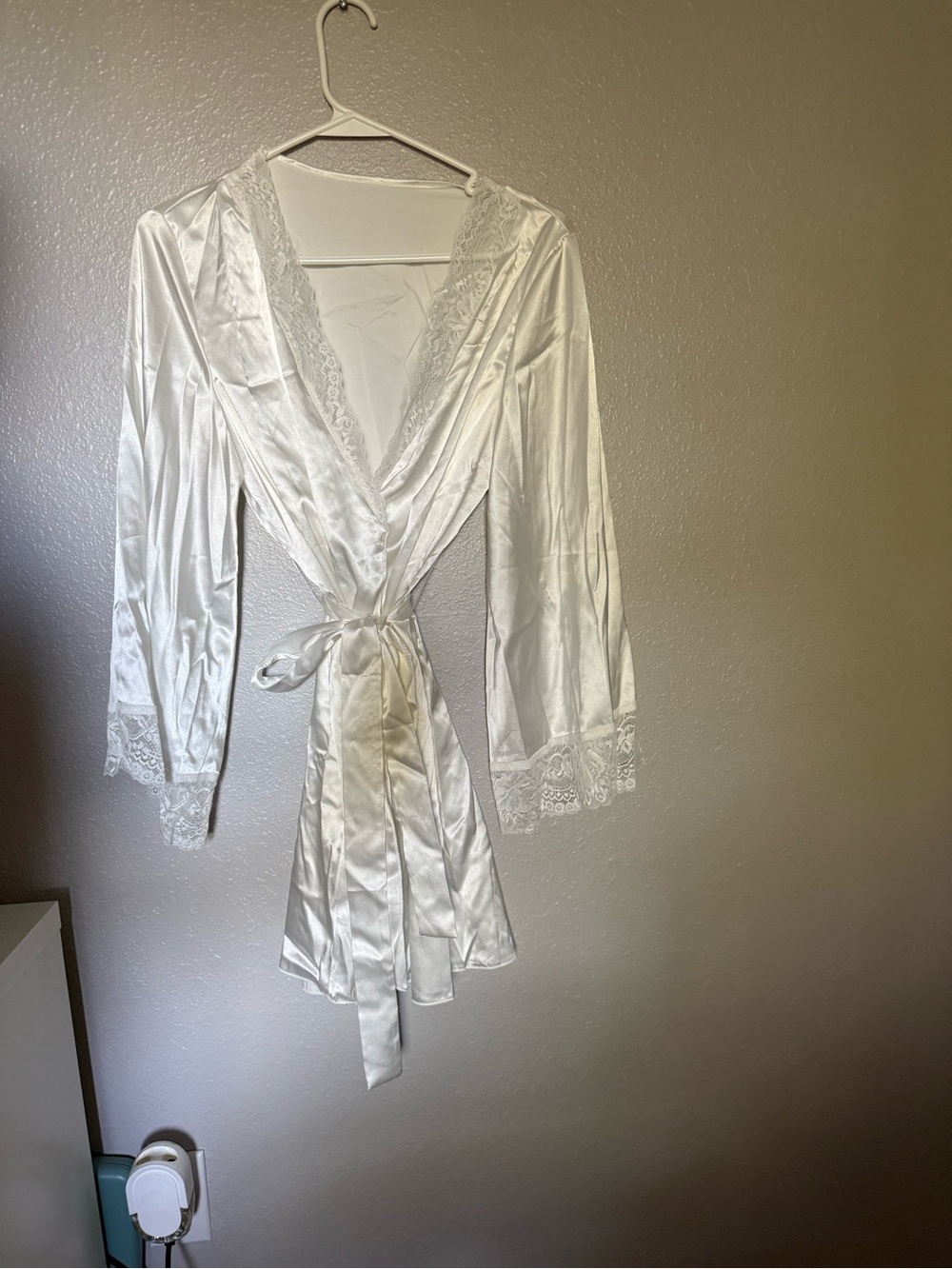 Silky White Lace-Trim Robe - Women’s Intimates & Sleepwear